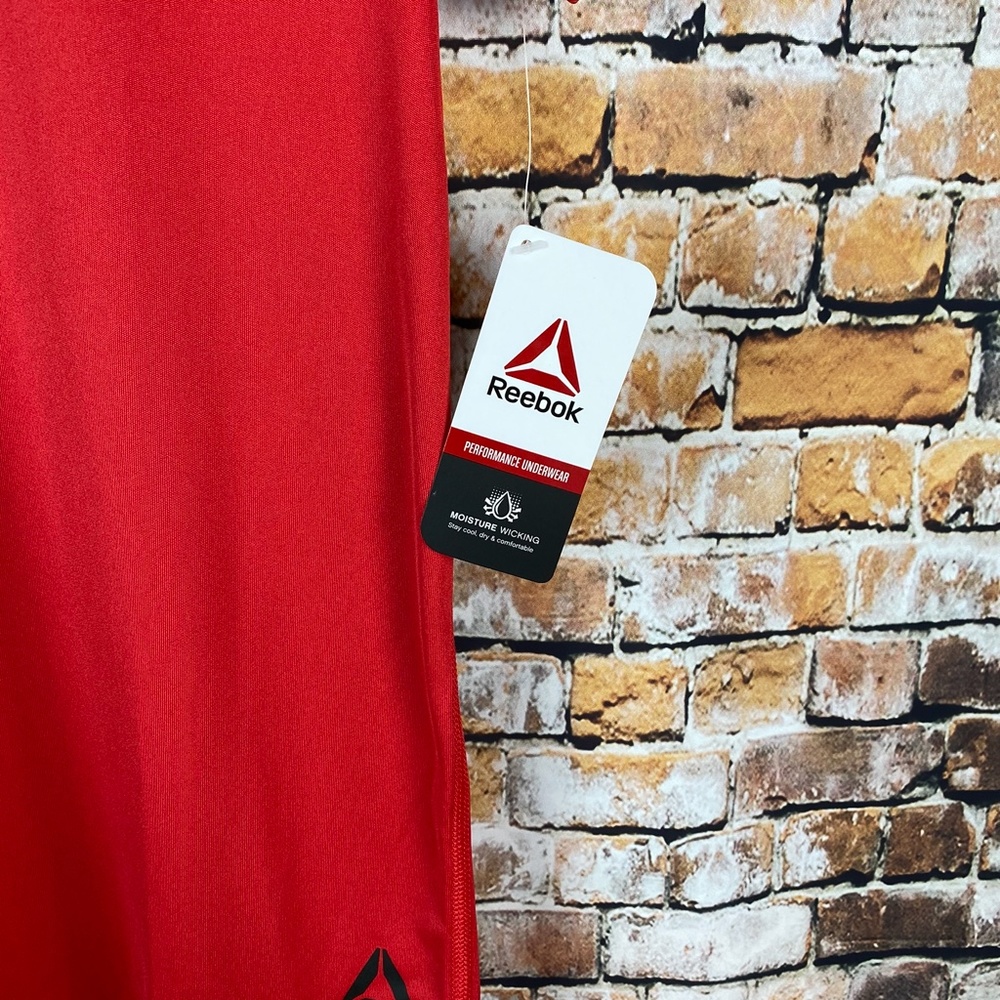 (NWT) Reebok Red Short Sleeve Tee - Picture 4 of 6